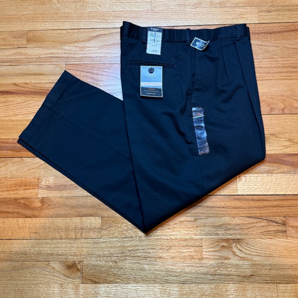 Haggar Pants Mens 38 X 29 Black Classic Fit W2W Pleated Pleat No Iron Khaki NWT